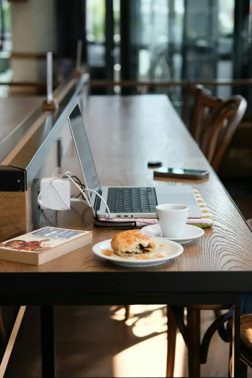 Café med öppet wifi och säkerhetsrisker